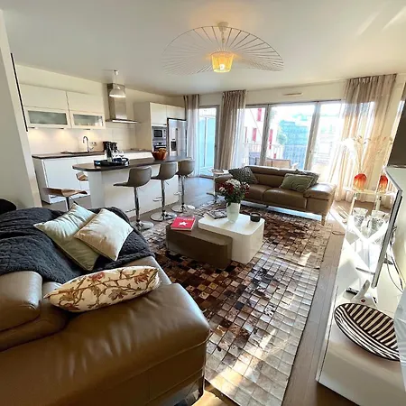 Le Penthouse Picquart شقة
