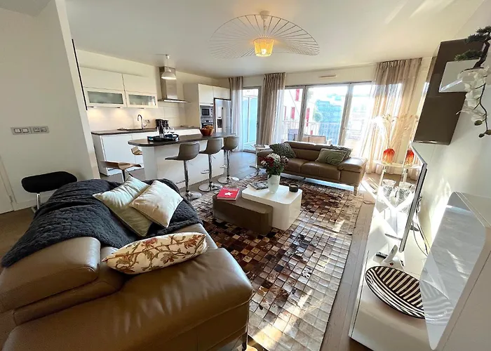 Le Penthouse Picquart Apartment