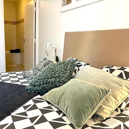 Apartment Le Penthouse Des Batignolles