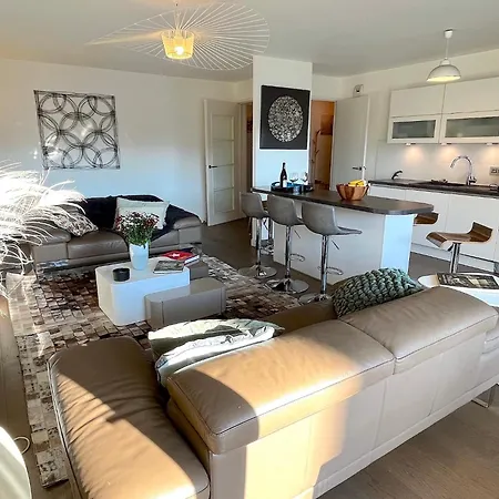 Le Penthouse Des Batignolles Apartment