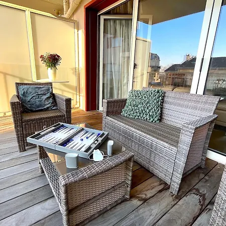 Apartment Le Penthouse Des Batignolles *