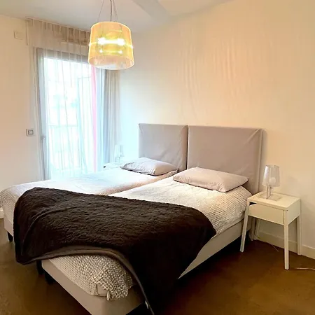 Apartment Le Penthouse Des Batignolles